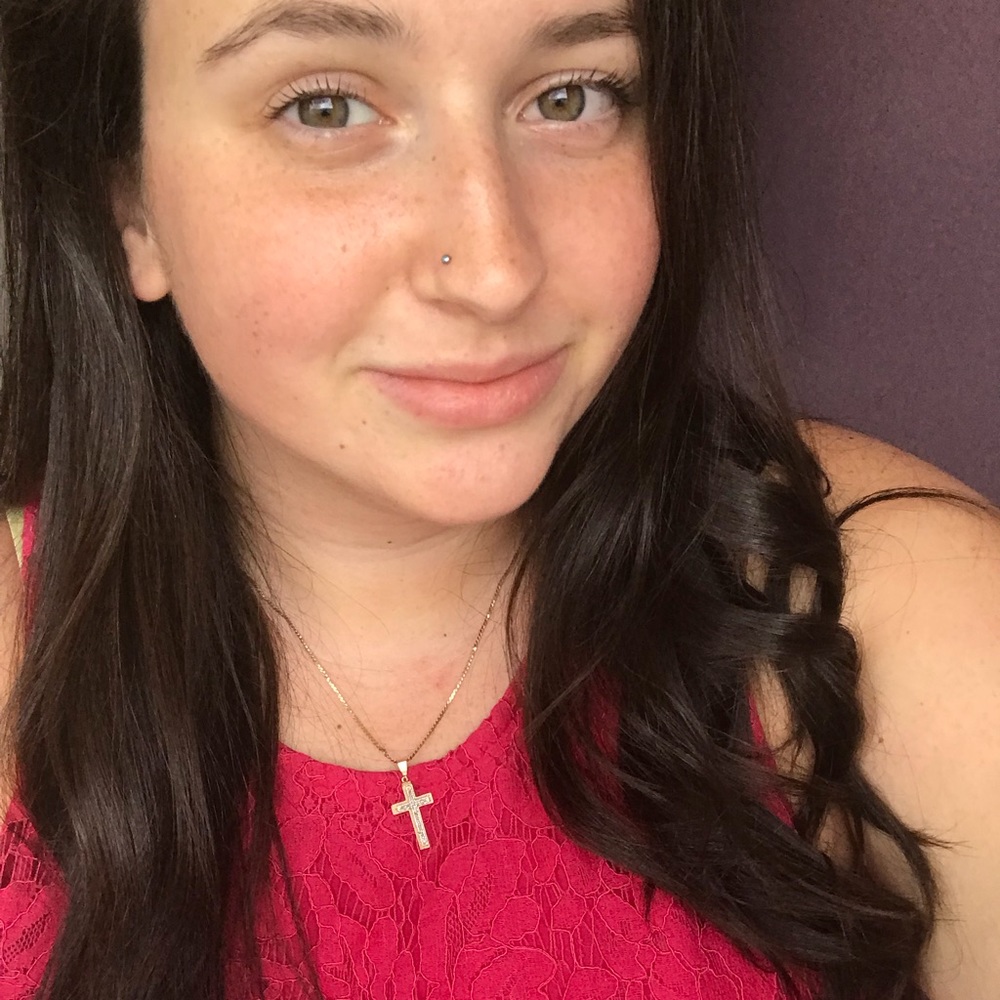 Meet your Posher, Allyana